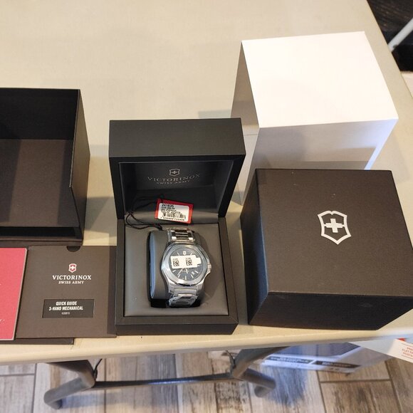 Victorinox Other - Victorinox I.N.O.X. Automatic Blue Dial Men's Watch 241835